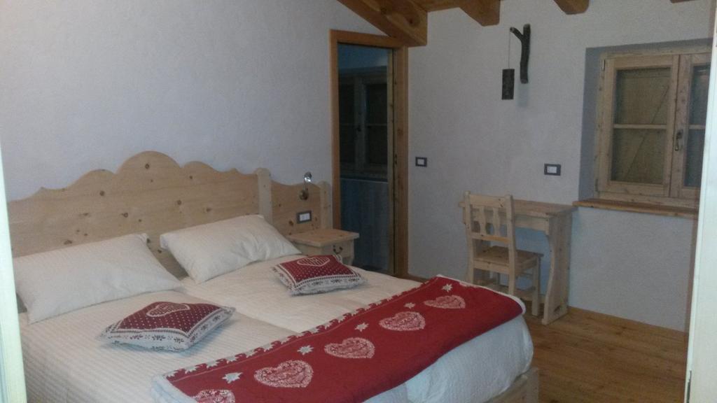 Restor Natura Malga Mondent Hotell Pracorno di Rabbi Exteriör bild